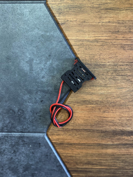 Блок зарядки USB-C 65W для BMW E36 в Петрозаводске