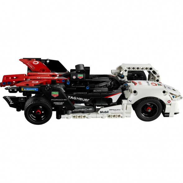 Конструктор LEGO Technic 42137 Formula E Porsche 99X Electric в Петрозаводске