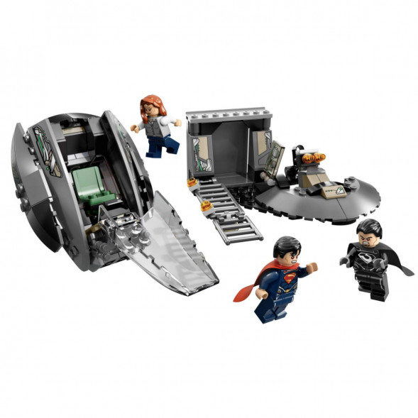 Конструктор LEGO Super Heroes 76009 Супермен: Побег черного Зеро в Петрозаводске