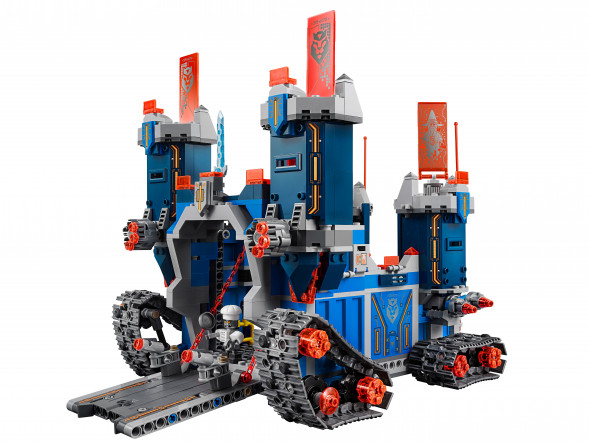 Конструктор LEGO Nexo Knights 70317 Фортрекс - мобильная крепость в Петрозаводске