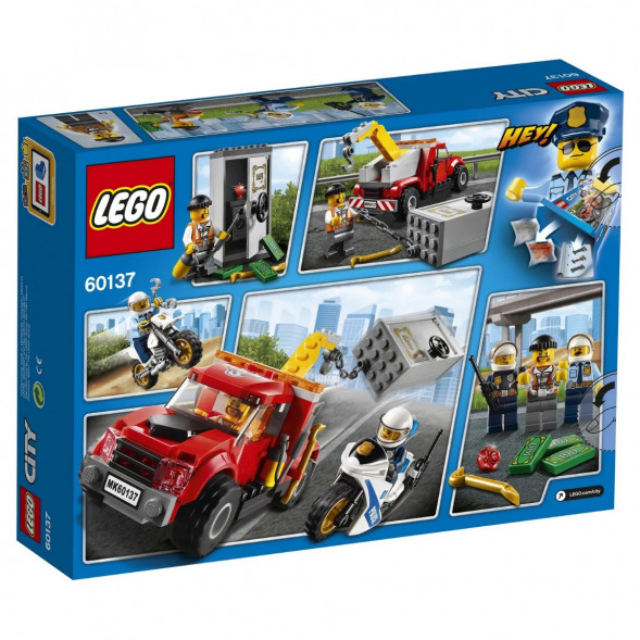 Конструктор LEGO City Police 60137 Побег на буксировщике в Петрозаводске