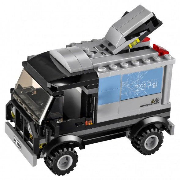 Конструктор LEGO Super Heroes 76032 Погоня на Квинджете Мстителей в Петрозаводске