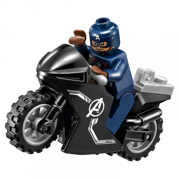 Конструктор LEGO Super Heroes 76032 Погоня на Квинджете Мстителей в Петрозаводске